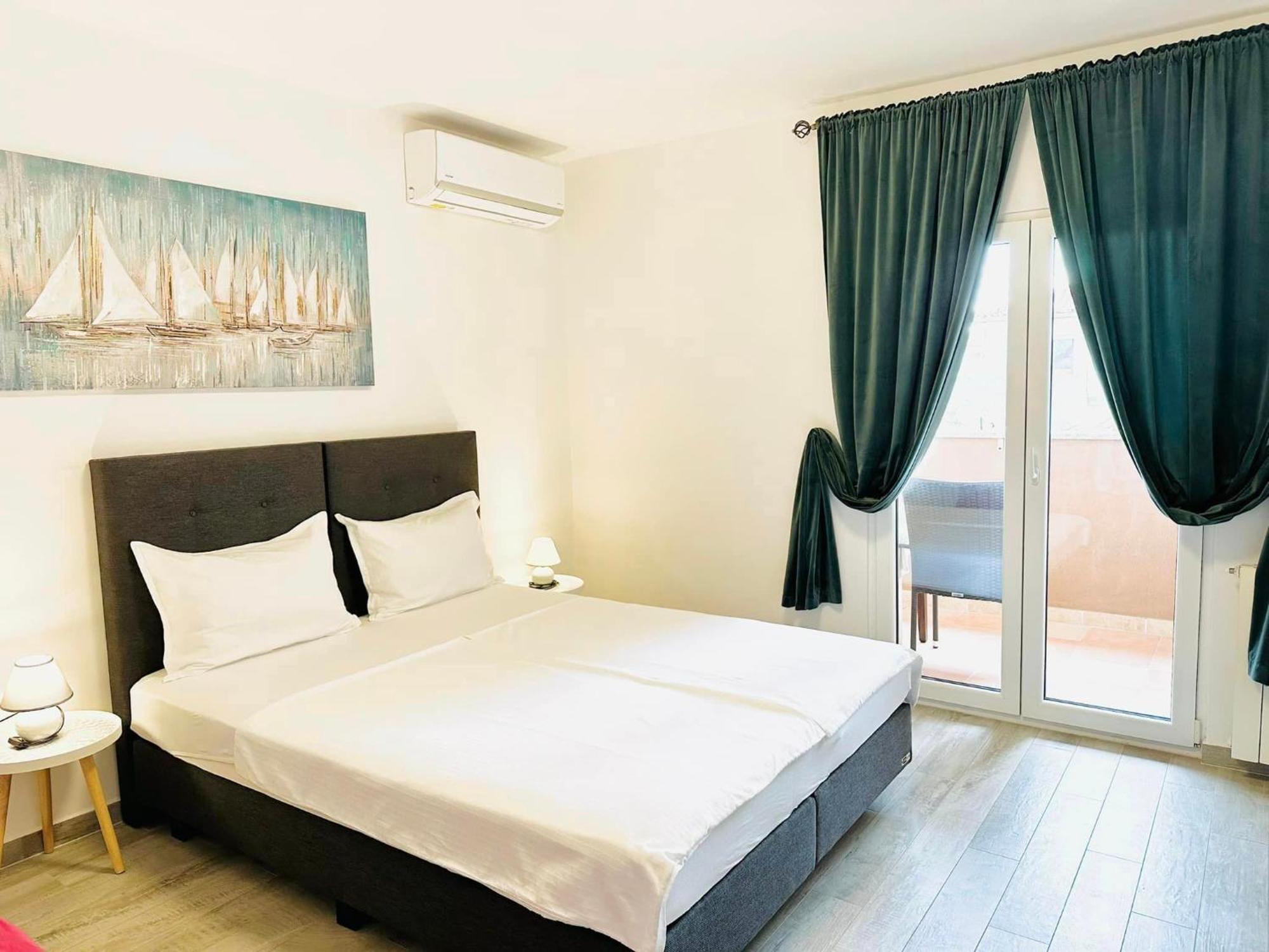 Apartmani Marco,Lukas,Patrick,David,Blizu Centra I Mora Sa Free Privatnim Parkingom Pula Bagian luar foto